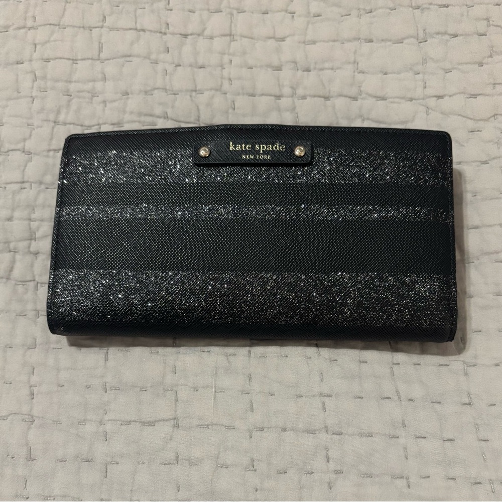 ✨SALE✨ Kate Spade Black and Silver Glitter Wallet